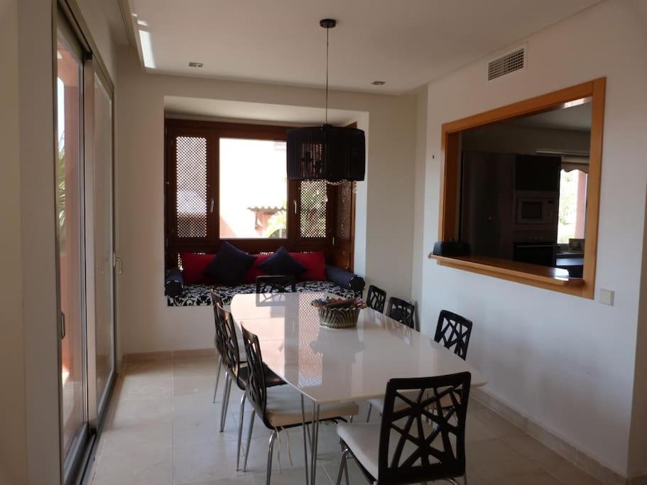 马尼尔瓦Luxurious Townhouse With Sea Views别墅 外观 照片